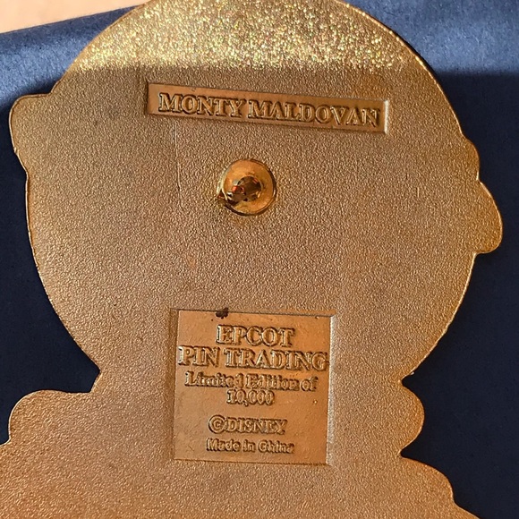 Sorcerer Mickey & Donald Trading Pin - Picture 2 of 4